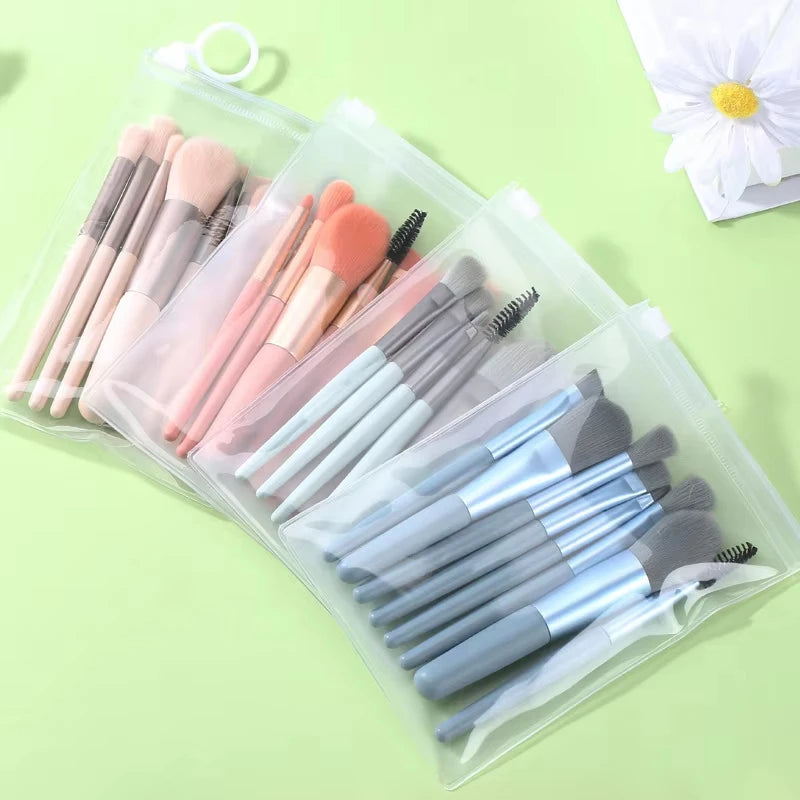 8-Piece Mini Makeup Brush Set For Face And Eyes